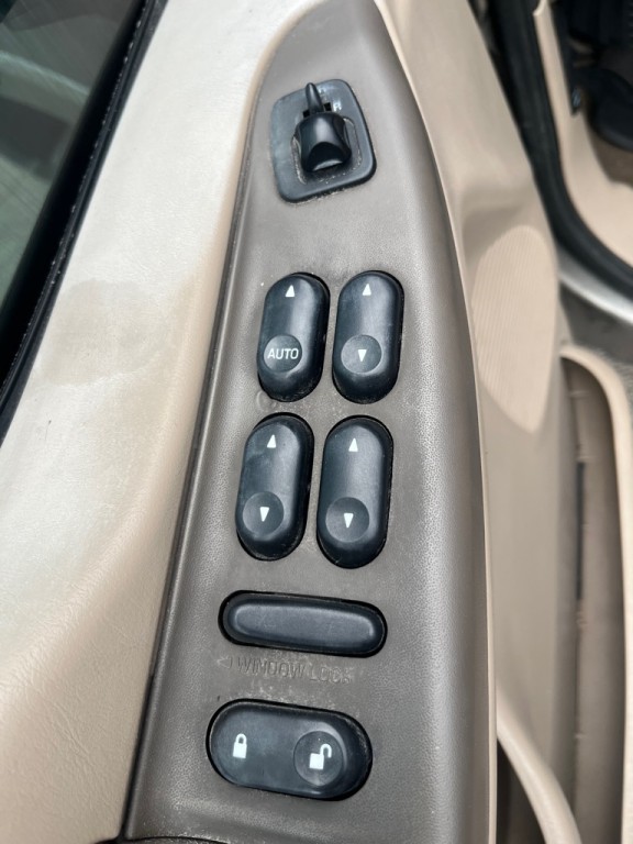 2002 Ford Excursion Image 9