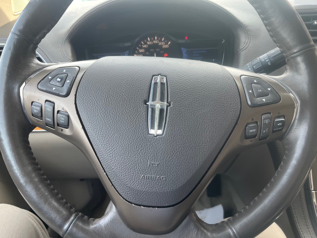 2013 Lincoln MKX Image 11