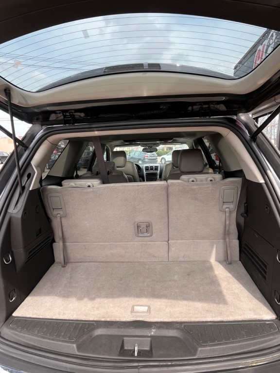 2011 GMC Acadia Image 5