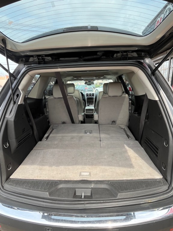 2011 GMC Acadia Image 6