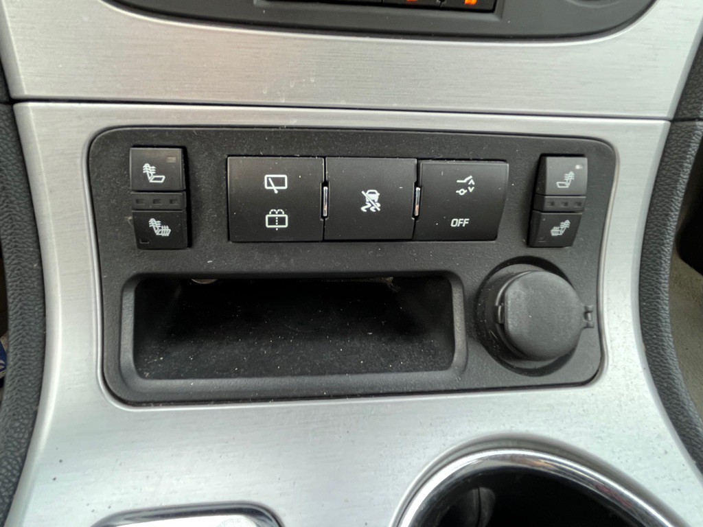 2011 GMC Acadia Image 14