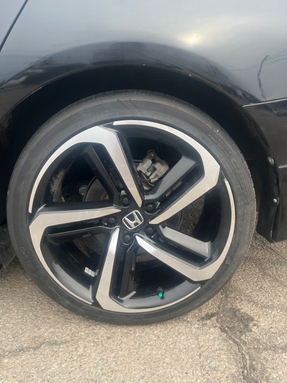 2020 Honda Accord Image 8