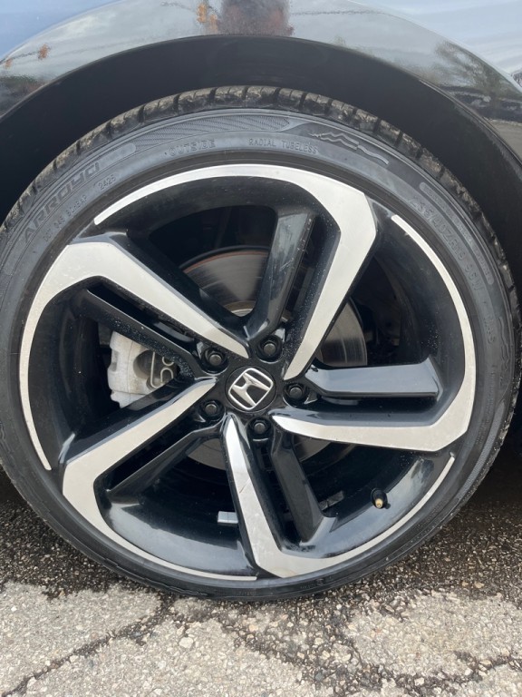 2020 Honda Accord Image 5