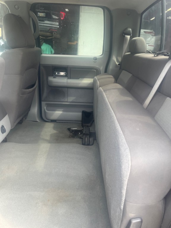 2006 Ford F-150 Image 8