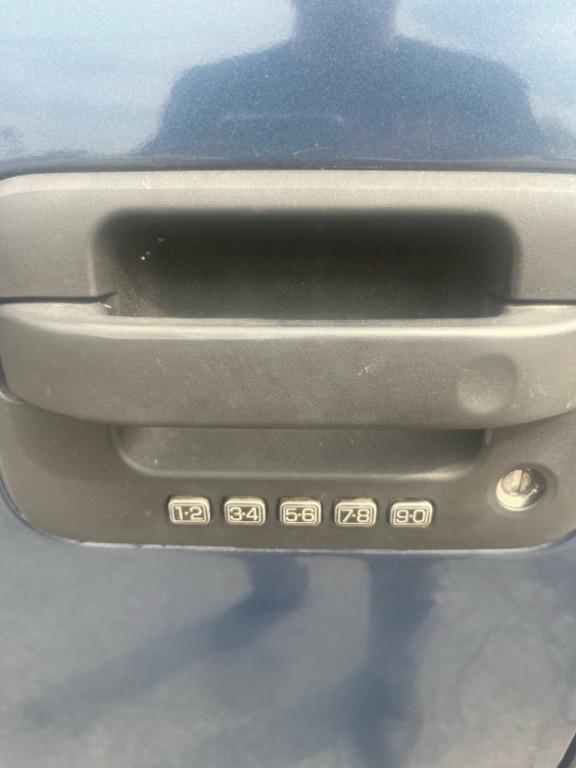 2006 Ford F-150 Image 10