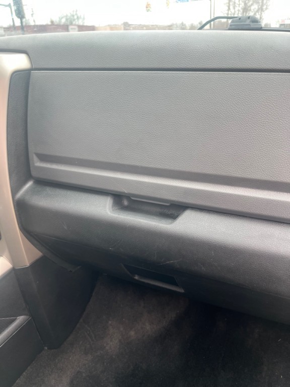 2015 RAM 1500 Image 18
