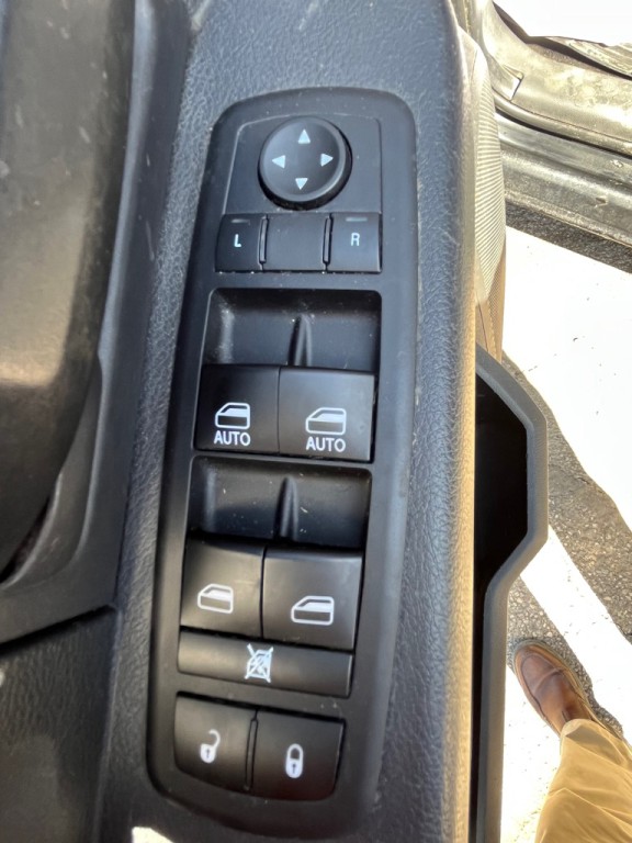 2012 RAM 1500 Image 5