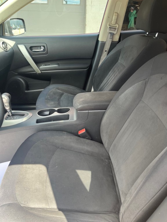 2010 Nissan Rogue Image 7