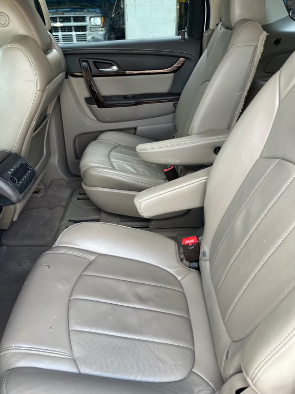 2014 GMC Acadia Image 6