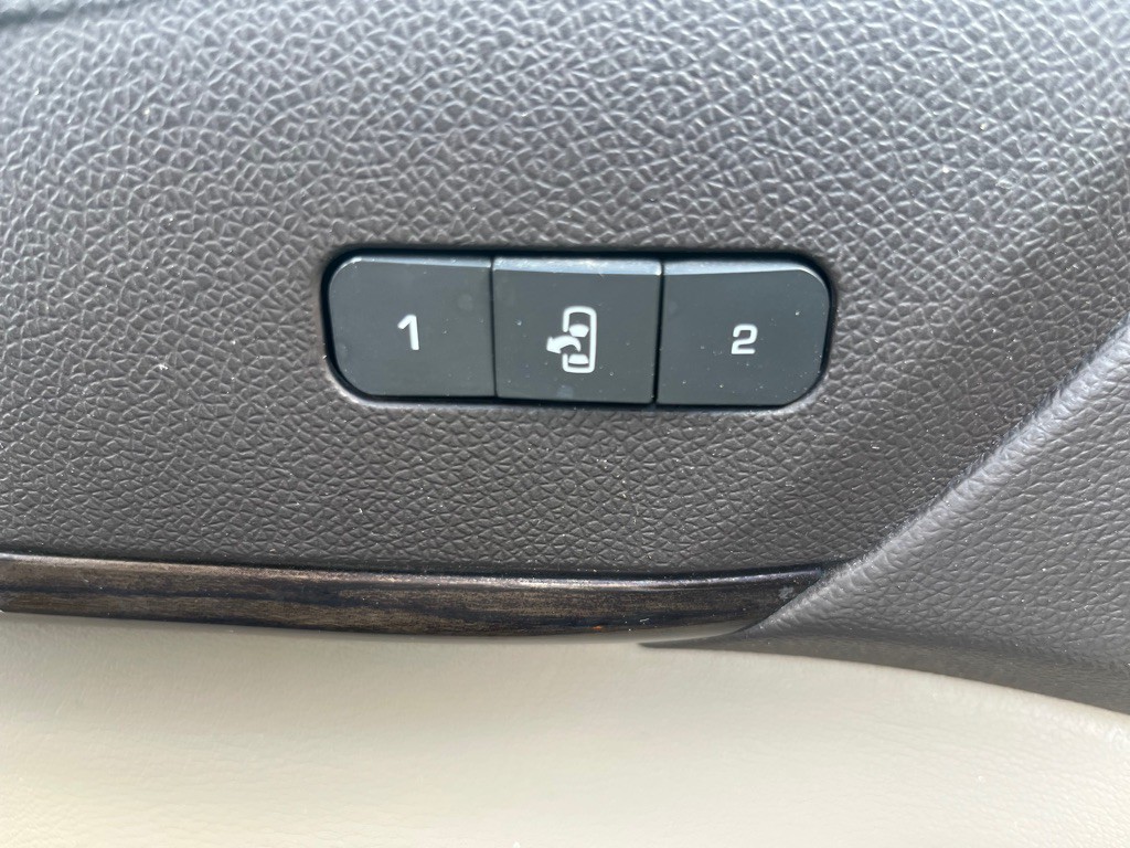 2014 GMC Acadia Image 10
