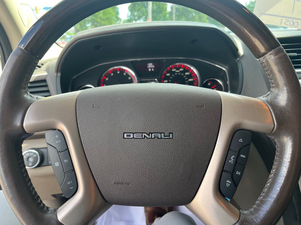 2014 GMC Acadia Image 15