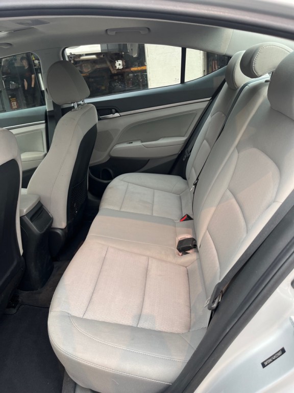 2018 Hyundai Elantra Image 7