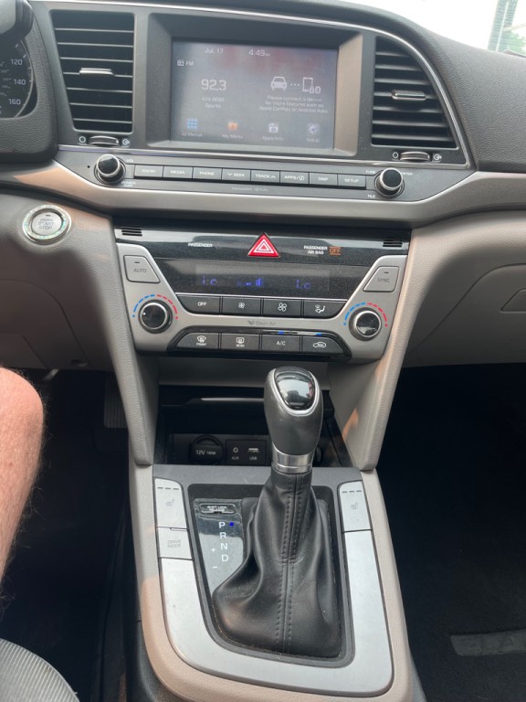 2018 Hyundai Elantra Image 14