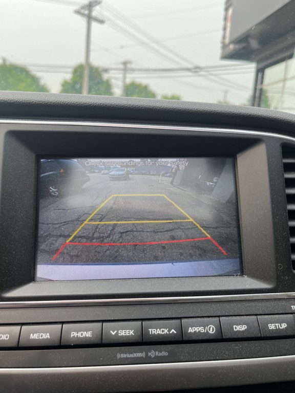 2018 Hyundai Elantra Image 15