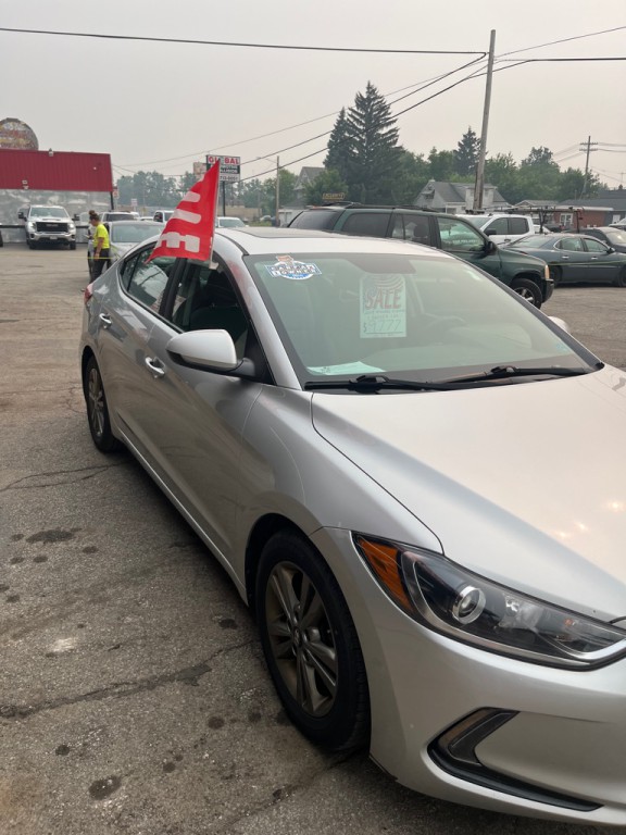 2018 Hyundai Elantra Image 16