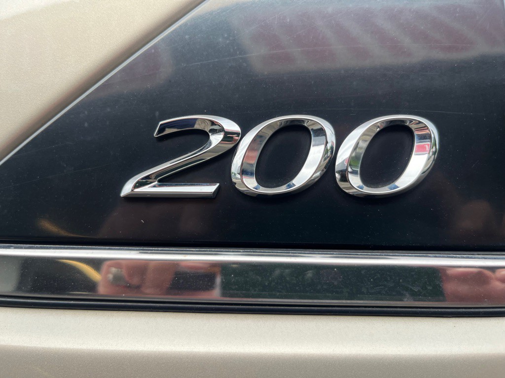 2014 Chrysler 200 Image 5