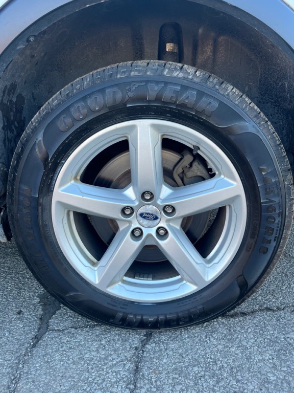 2017 Ford Explorer Image 22
