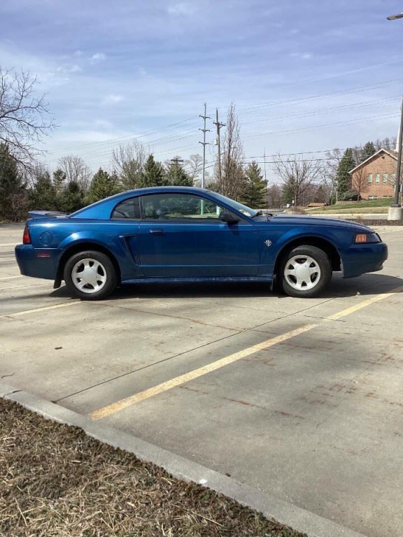1999 Ford Mustang Image 7