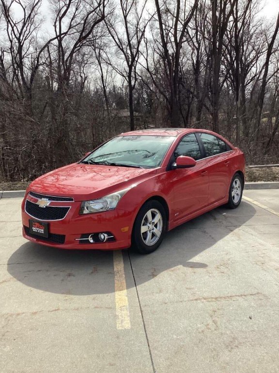 2012 Chevrolet Cruze Image 2