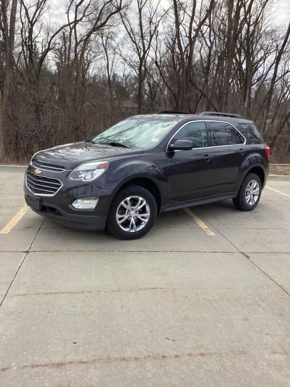 2016 Chevrolet Equinox Image 2