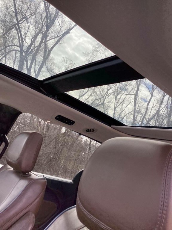2018 Chrysler Pacifica Image 11