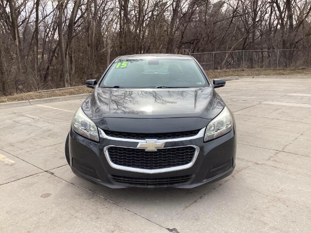 2015 Chevrolet Malibu Image 3