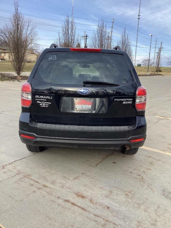 2015 Subaru Forester Image 5