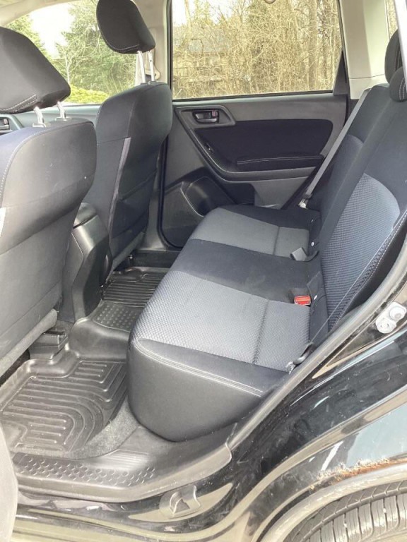 2015 Subaru Forester Image 9