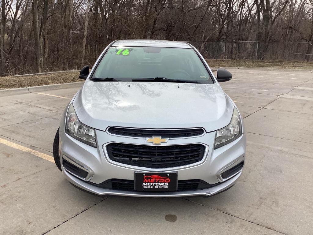 2016 Chevrolet Cruze Image 3