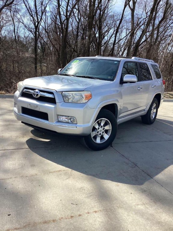 2010 Toyota 4Runner Image 2