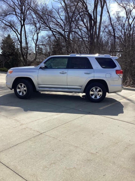 2010 Toyota 4Runner Image 6