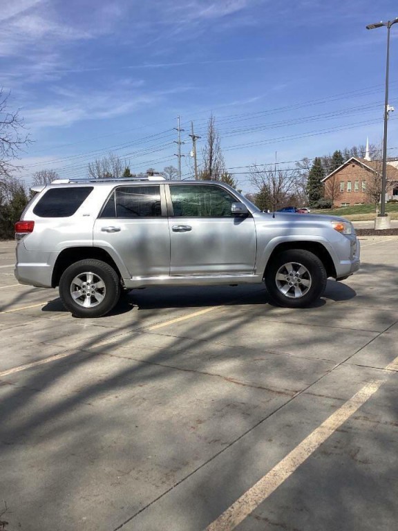2010 Toyota 4Runner Image 7
