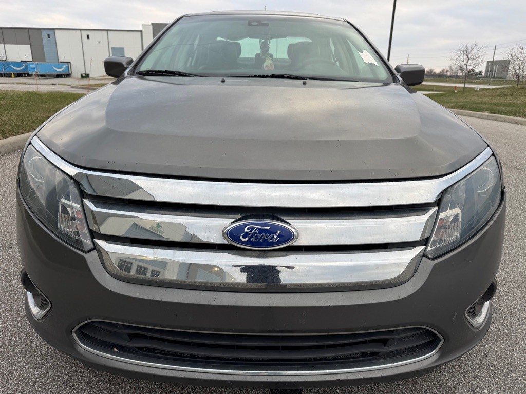 2011 Ford Fusion Image 2