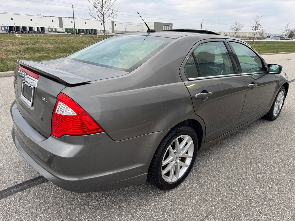 2011 Ford Fusion Image 6