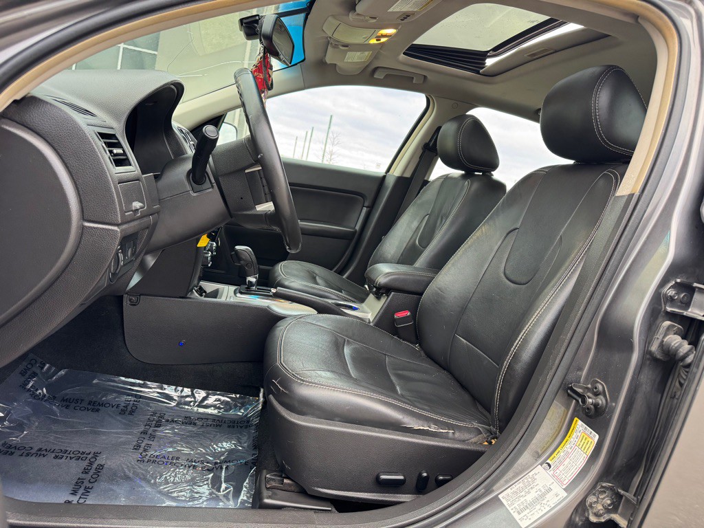 2011 Ford Fusion Image 9
