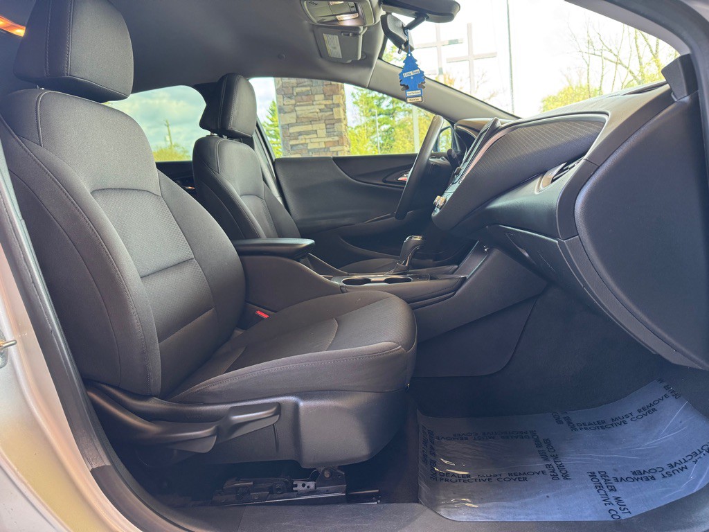 2018 Chevrolet Malibu Image 7