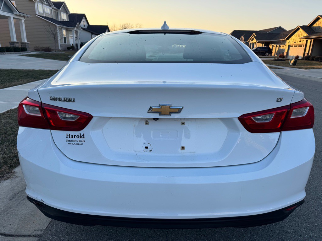 2018 Chevrolet Malibu Image 5
