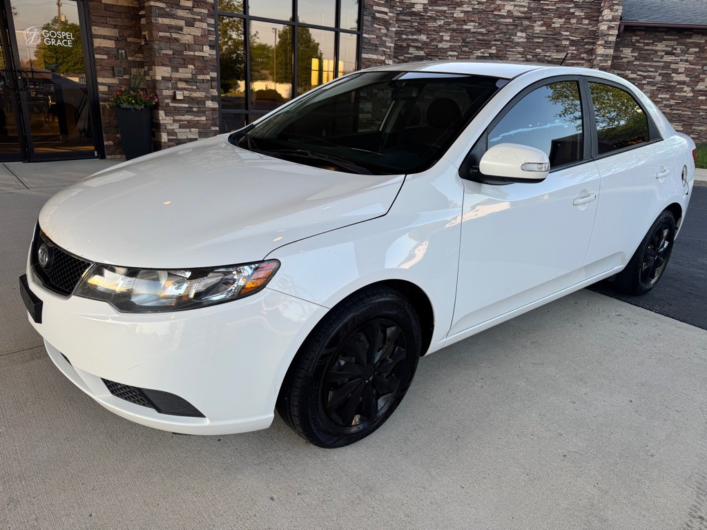 2010 Kia Forte Image 1