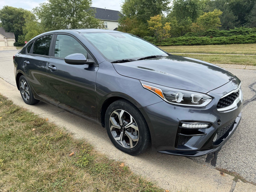 2021 Kia Forte Image 2