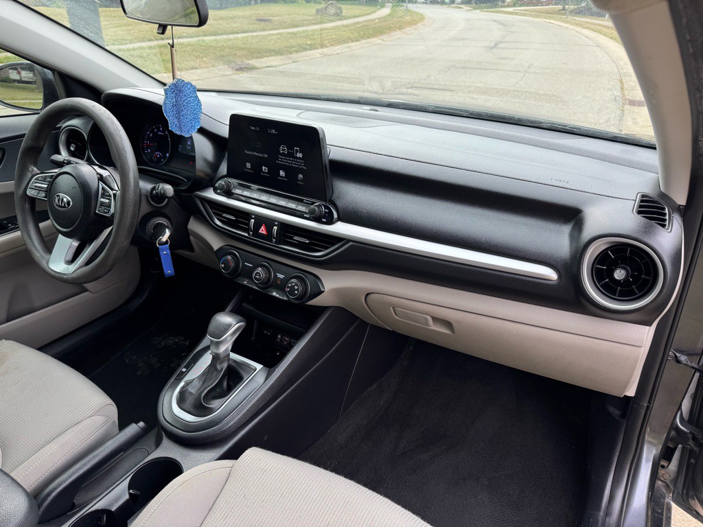2021 Kia Forte Image 7