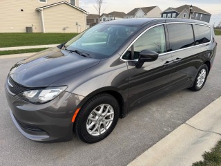 Image for 2023 Chrysler Voyager LX ID: 7322925