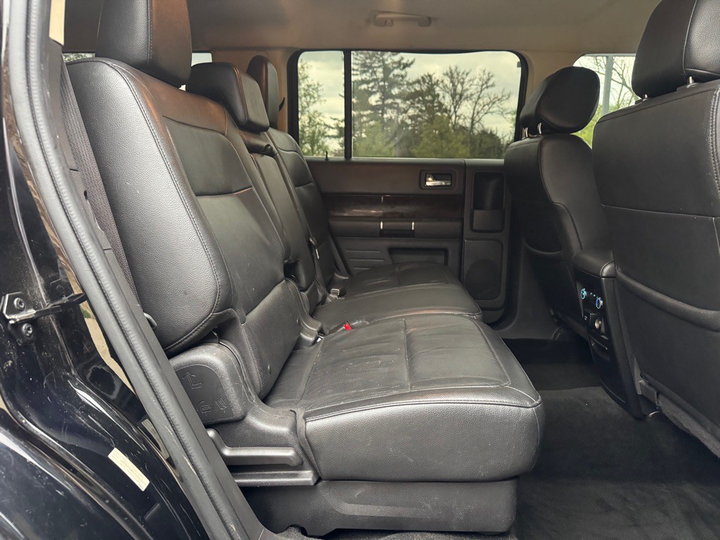 2017 Ford Flex Image 11
