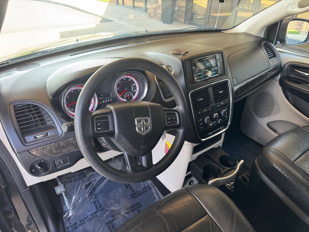 2011 Dodge Grand Caravan Image 9