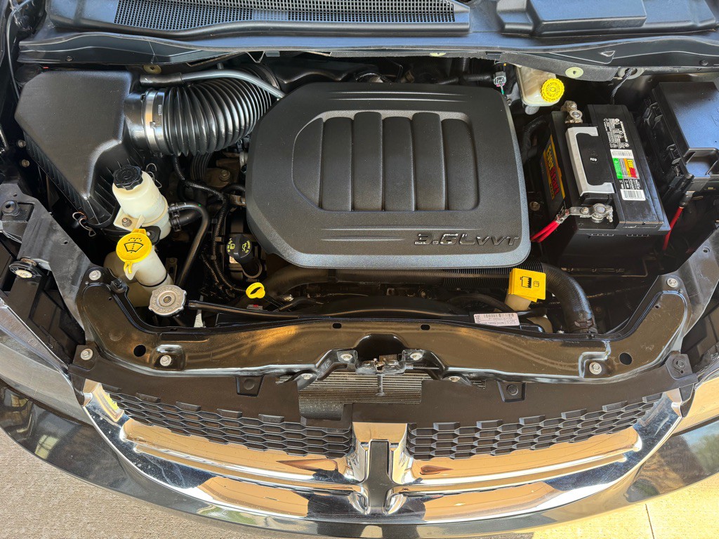 2011 Dodge Grand Caravan Image 19