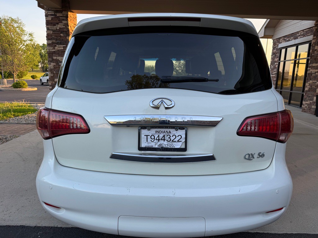 2013 INFINITI QX56 Image 5