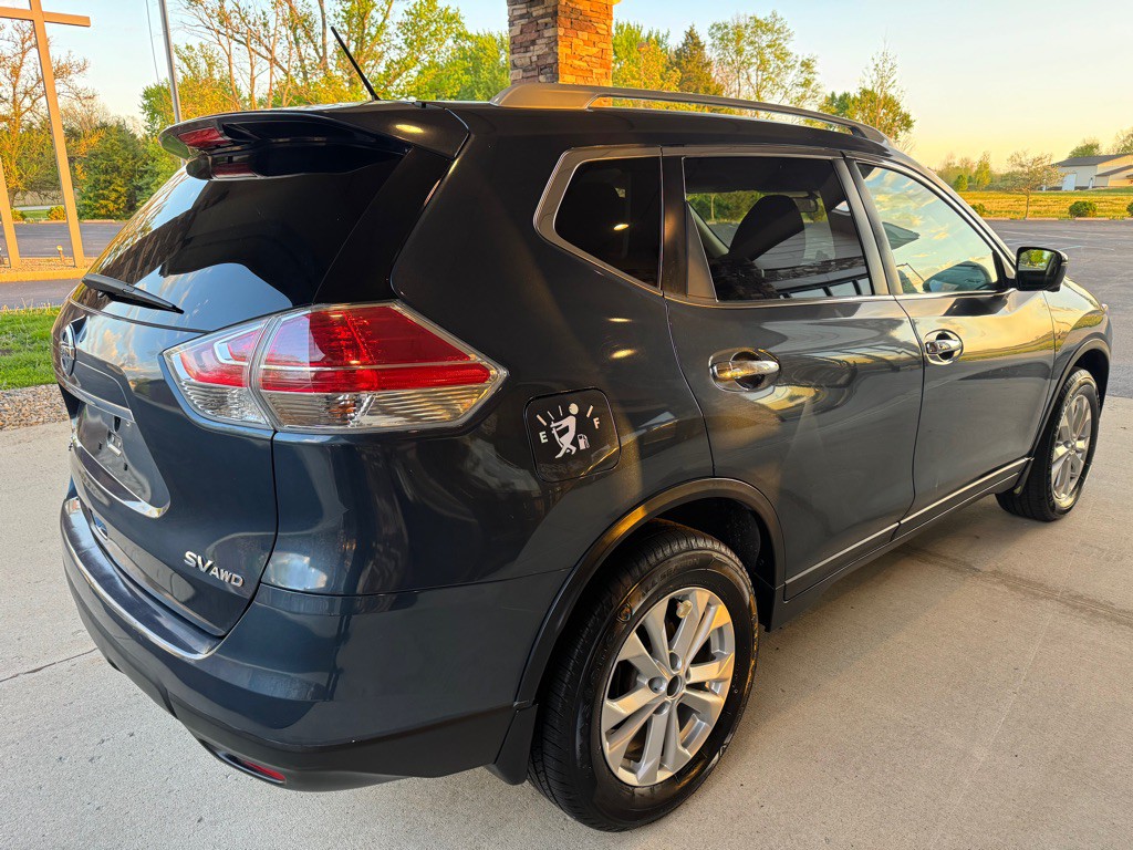 2016 Nissan Rogue Image 3