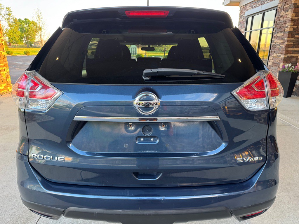 2016 Nissan Rogue Image 4