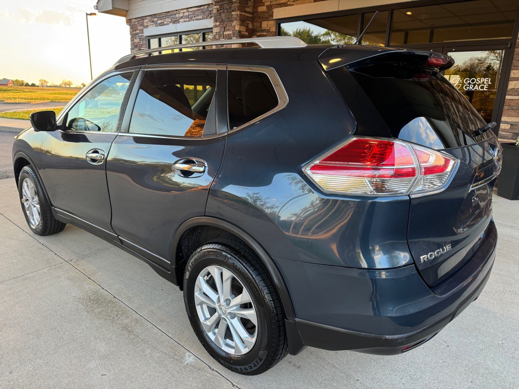 2016 Nissan Rogue Image 5