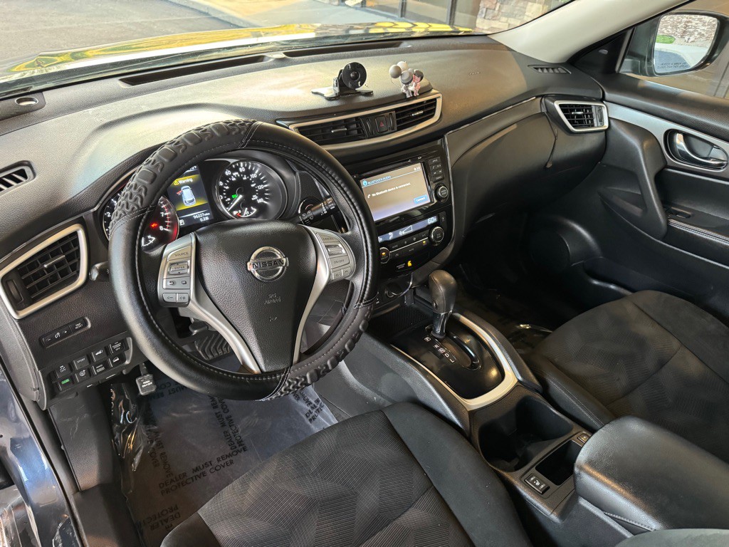 2016 Nissan Rogue Image 9