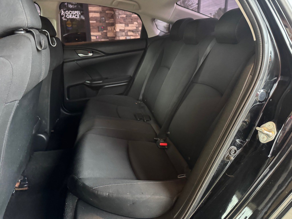 2018 Honda Civic Image 12